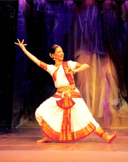 Λήδα Shantala Bharata Natyam